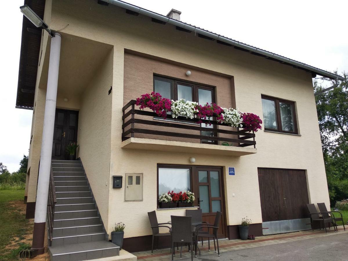 Studio Apartman Mihael - Rastoke Slunj Exterior foto